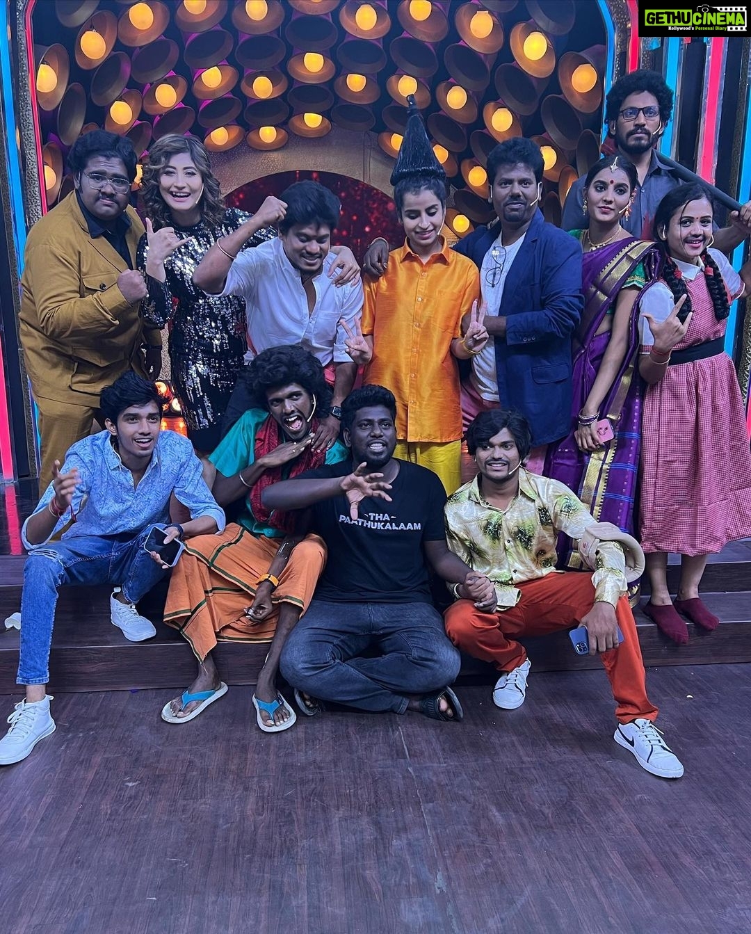 Sunita Gogoi Instagram - Journey brings u happiness not d destination! Love Familia