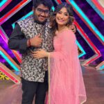 Sunita Gogoi Instagram - Family n Friends round #familia 🫶🏼 Swipe👉 Outfit by @styl_chennai #cookwithcomali