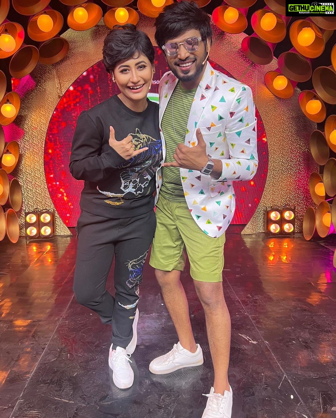 Sunita Gogoi Instagram - COOK WITH COMALi 💃🕺