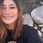 Sunita Gogoi Instagram - My Constant🧿 @shalu2626 @sudhansj #manali #friendship #life #us