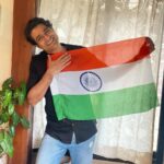 Sunny Hinduja Instagram – Happy 75th INDIA 🇮🇳 
#jaihind #independenceday2022 #vandematram #india #75years  #freedom #harghartiranga