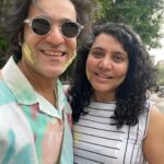 Sunny Hinduja Instagram - होली के रंग अपनो के संग ♥️ #holi #2023 #friends #family #color