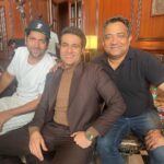 Sunny Hinduja Instagram - Sarang ke anek rang!! #shehzada #shoot #bts #new