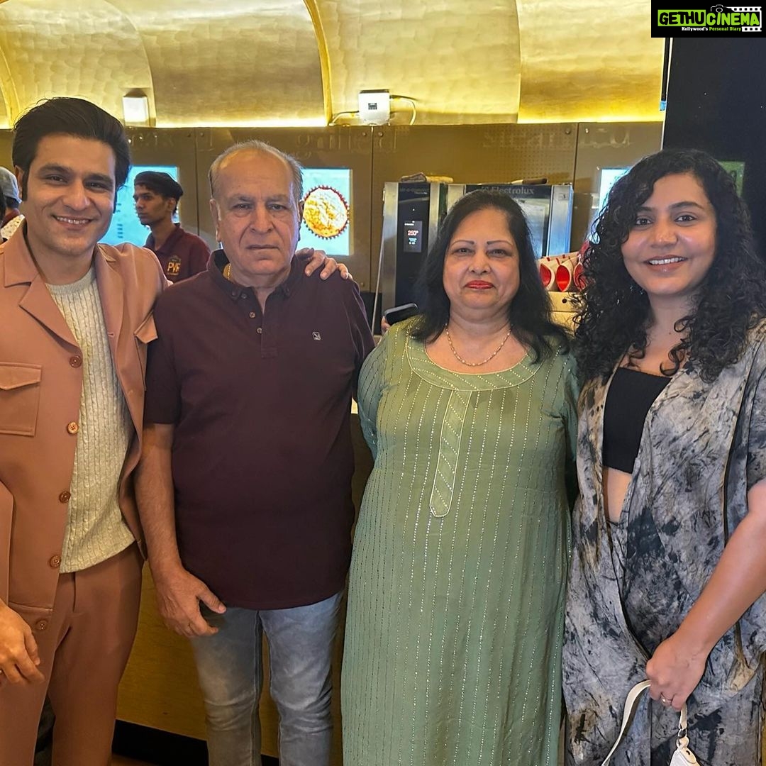 Sunny Hinduja - 14.3K Likes - Most Liked Instagram Photos
