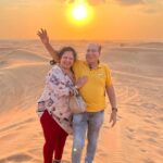 Sunny Hinduja Instagram - माँ बाप प्यार दोस्त ……….. #dubaidiaries #familyman #familyvacation #travel #sunday