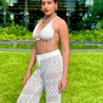 Surbhi Chandna Instagram - Exploring the Lumpini park that is connected with @sindhornkempinski @pickyourtrail Stylist: @styling.your.soul Outfit: @myfywish Jewellery @pclovesdrama Managed by @pranavi_chandna #sindhornkempinski #pickyourtrail