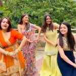 Surbhi Chandna Instagram - Shaadi gang attempting Lavani #passorfail #reels #reelsinstagram #reelitfeelit #trendingreels