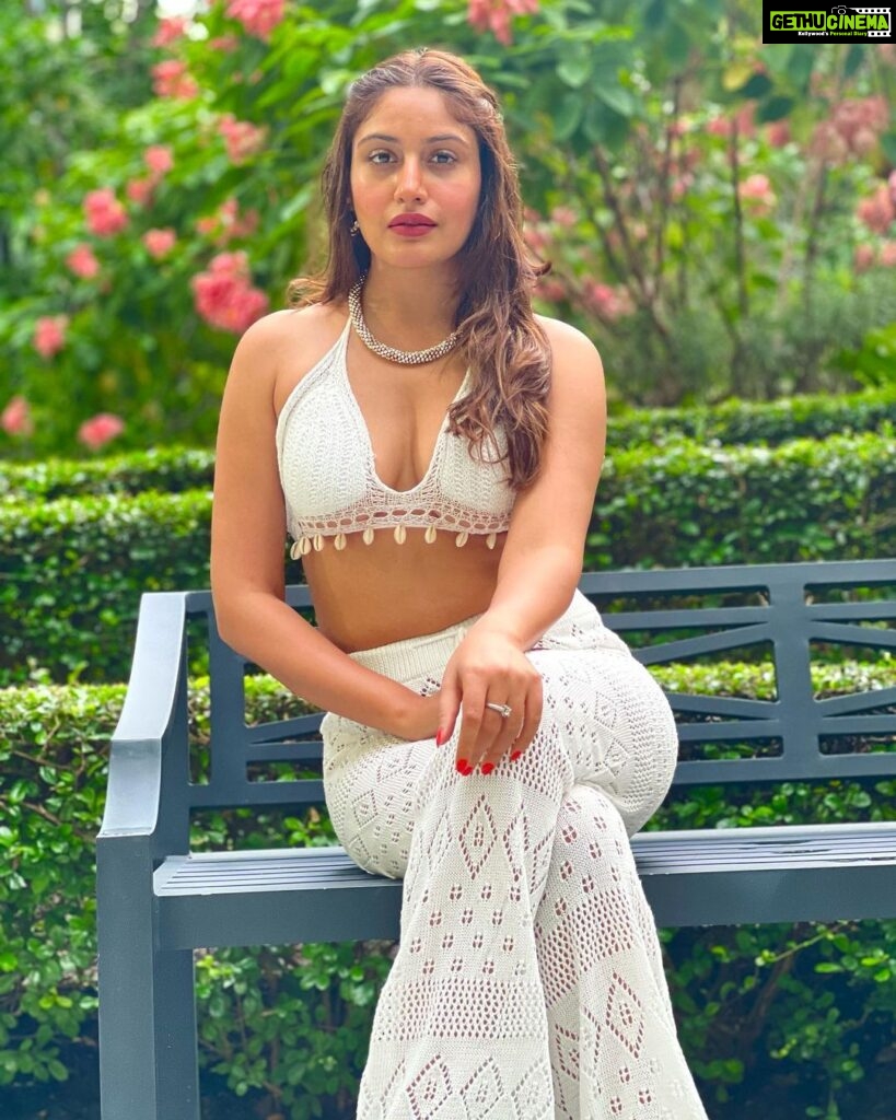 Surbhi Chandna Instagram - Exploring the Lumpini park that is connected with @sindhornkempinski @pickyourtrail Stylist: @styling.your.soul Outfit: @myfywish Jewellery @pclovesdrama Managed by @pranavi_chandna #sindhornkempinski #pickyourtrail