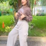 Surbhi Chandna Instagram - CHEESY AF Blaming too much Cheese Croissant 🥐