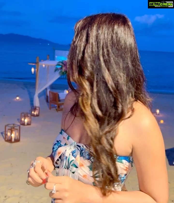 Surbhi Chandna Instagram - You cannot miss the private Dining i enjoyed at @santiburisamui @pickyourtrail #santiburikohsamui #pickyourtrail Swipe to see the fab setup and all the thai dishes i have devoured Styling @styling.your.soul Outfit @nmlabel__ Shoes @londonrag_in Jewellery @style.source.rent X @socialpinnaclepr Managed by @pranavi_chandna