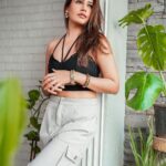 Surbhi Chandna Instagram - Kudiye Ni Teri Vibe