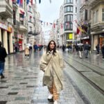 Surbhi Jyoti Instagram - Hello Istanbul 💥 . . . . . . @goturkiye @turkiyetourism_in @confiancecommunications İstanbul Turkey