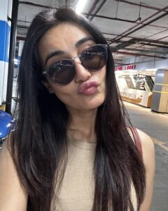 Surbhi Jyoti Instagram - Saturday cocktail 🥂