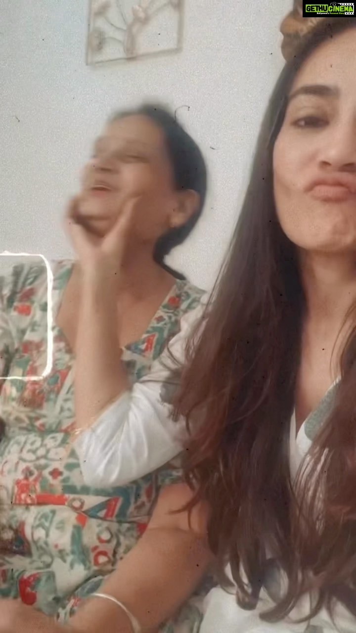 Surbhi Jyoti Instagram - Mandatory year end reel 🫰🏼 . . . . . . . . . . . #reelitfeelit #trendingreels #trendingaudio #trendingnow #trending #2022 #instagram #memories
