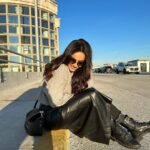 Surbhi Jyoti Instagram - Cover me in sunshine ✨ . . . . . . . #wintersun
