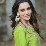 Surbhi Jyoti Instagram - Eid Mubarak everyone 🌙✨ Love and peace 🤗🤗🤗 . . . . . . . . . . Wearing @namehbyamreen Shot by @deepak_das_photography HMU @tanyamakeoverofficial Earrings @mortantra