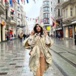 Surbhi Jyoti Instagram - Hello Istanbul 💥 . . . . . . @goturkiye @turkiyetourism_in @confiancecommunications İstanbul Turkey