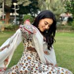Surbhi Jyoti Instagram - 🥀🥀🥀