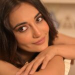 Surbhi Jyoti Instagram - Click Click Click Click ... Ok Done.... @deepak_das_photography @tanyamakeoverofficial