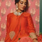 Surbhi Jyoti Instagram - Baisakhi diyan Mubaarakaan✨ . . . . . . @tussah_siddhishah @horilhumad @illuminate_shine_everyday @shopziddi @fab_beauty___ @sidandpiyu