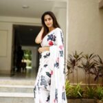 Sureka Instagram -