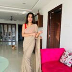 Sureka Instagram - Saree @aadrithi_collections …! Blouse fitting @elegant_threads_by_salma ❤️