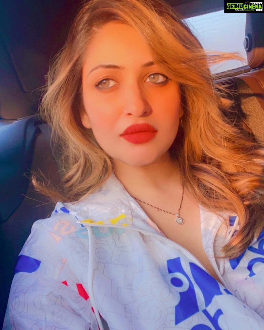 Surilie Gautam Instagram - The moon only glows when kissed by the sun 💛💙❤️