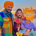 Surilie Gautam Instagram - Such a divine blessing 😇 Saibhang’s first visit to Shri Harmandir Sahib Ji 🙏🏻 Can’t thank baba ji enough for this lil donut🥰😇🙏🏻 #goldentemple #amritsar #divineblessing #donutdiaries Sri Harmandir Sahib, Sri Amritsar - www.sgpc.net