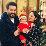 Surilie Gautam Instagram - Our SANTA BABY 🥰🥰🥰 Most memorable Christmas with our lil donut, our Saibhang 🥰❤️😇 #christmastime #saibhang #firstchristmastogether❤️ #love #family
