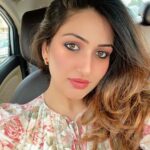 Surilie Gautam Instagram - Sunday Best 🌺 #love