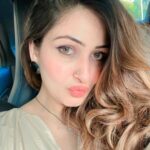 Surilie Gautam Instagram – Sun kissed Sunday full of selfies 💋🥰

“POSTI” in theatres near you ❤️ #grabyourtickets
