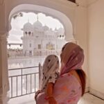 Surilie Gautam Instagram - Such a divine experience !! Saibhang’s first visit to Shri Maa Naina Devi & Anandpur Sahib Ji ❤️😇🙏🏻 We bow down to almighty for bestowing us with this magical blessing ❤️😇🙏🏻 #divine #blessed #saibhang #donutdiaries @jasrajsinghbhatti