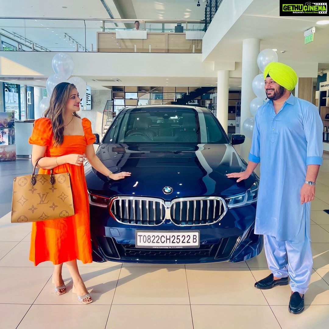 Surilie Gautam Instagram - WHEN THIS BEAUTY COMES HOME 🤩😍🚘 SO MUCH OF LOVE & GRATITUDE 😇🙏🏻🌟🥰❤️ #newbeginnings❤️ #bmwgt6 #blessings #carlovers @jasrajsinghbhatti BMW Motorrad Krishna