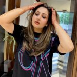 Surilie Gautam Instagram - When he knows exactly what I want 😍🌟🤩 #hairgame #hairfashion #hairgoals