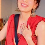 Swati Kapoor Instagram - Namaskar 🙏🏻 Wearing @sudhacreation_ @purvivyas ❤️ #hipi #hipikaromorekaro