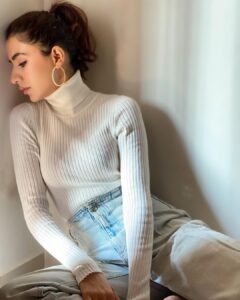 Swati Kapoor Instagram - If I’m not just, 
what I’ve done, 
The rest, must be 
what I have I’ve dreamed 🤍

Picture credit @captures_anuj