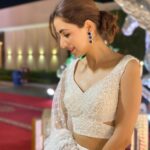 Swati Kapoor Instagram - 🤍 Styled by @shailjaanand Outfit by @vivaahaofficial Jewellery by @the_jewel_gallery Assistant stylist @stylebymahakhirani