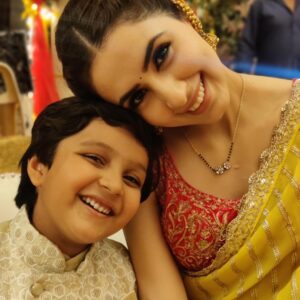 Swati Kapoor Instagram - Tu mera koi na ho k bhi kuch lage 💕🧿

📷- @poorvi_musical 💕