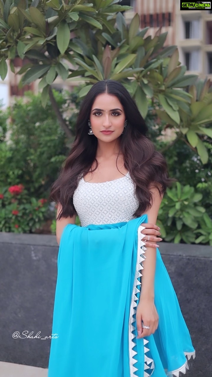 Tanu Grewal Instagram - 🤍 . . . . . . . . #tanugrewal #punjabi #punjabisuit #gararasuits #trendingreels #reels #reelkarofeelkaro #reelsinstagram #pollywood #pollywoodartists #punjabiactress #punjabimodel #indian #indianwear #indianfashion