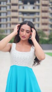 Tanu Grewal Instagram - teri zulfan de challeyan cho langan hawawan 🤍 Outfit: @orchid11closet Video: @shahi_arts Hair: @hairby_abhinandankhanna11 Make up: @janvichauhanmua . . . . #reels #reelsinstagram #reelsvideo #reelitfeelit #reelkarofeelkaro #punjabi #pollywood #punjabisuit #trendingreels #actress #punjabiactress #punjabimodel