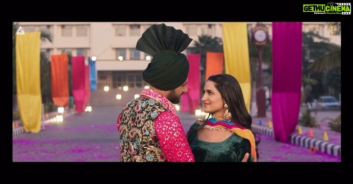 Tanu Grewal Instagram - Yaar Mera Titliaan Warga 1st Song "Iko Ik Dil" Full Video Out Now π₯ https://youtu.be/JcQDx_c6GTw Singer - @gippygrewal & @sudeshkumari_official Lyrics & Composer - @urshappyraikoti Music - @jaykmuzic Director - @vikas.vashisht Choreographer - @arvindchoreographer @nickita_92 #yaarmeratitliaanwarga #2ndsep2022 @tanugrewal @karamjitanmol @irajdhaliwal @nareshkathooria @humblemotionpictures @ravneetgrewalofficial @munishomjee @omjeestarofficial @arvindchoreographer @gemtunespunjabi