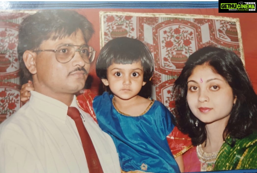 Tanvi Dogra Instagram - To the most Amazing parents of the world, Happy Parents Day 🥰 ! Thank-you for bringing me into this world ❤️🤗 Miss you mumma, today is your Birthday as well so missing you even more ! This sense of emptiness will always remain but I know wherever you are, you are in peace...❤️