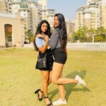 Tanvi Dogra Instagram - Its a Birthday of our most stylish and perfect looking girl of the group ! Ruchi you are one of my favourite persons whom I have met in life who is so pure,beautiful,honest,fresh & a great actor ❤️ You are one of a kind 😁 I wish you achieve everything and anything you dream of... God bless you meri cutie @ruchisingh1010 🥰🤪🤗🤗