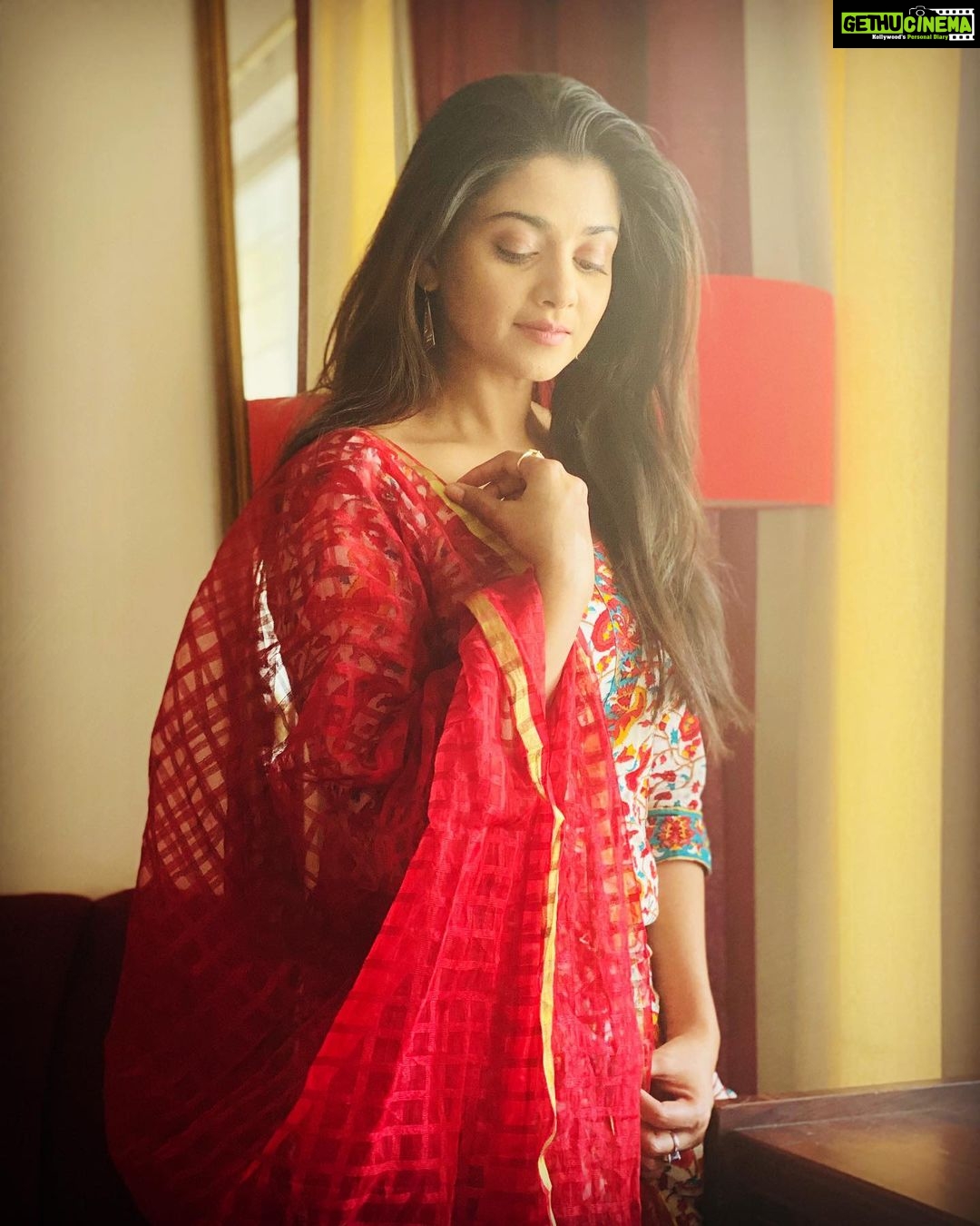 Tanvi Dogra Instagram - She is an old soul with young eyes, a vintage heart with a beautiful mind ❤️