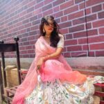Tanvi Dogra Instagram - Feel the Pink 💕