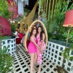 Tanya Sharma Instagram - Ms Pinky is ready now 🌸☺️ . . #lunchdate #instafashion #love #grateful #sisters #sharmasisters #tanyasharma