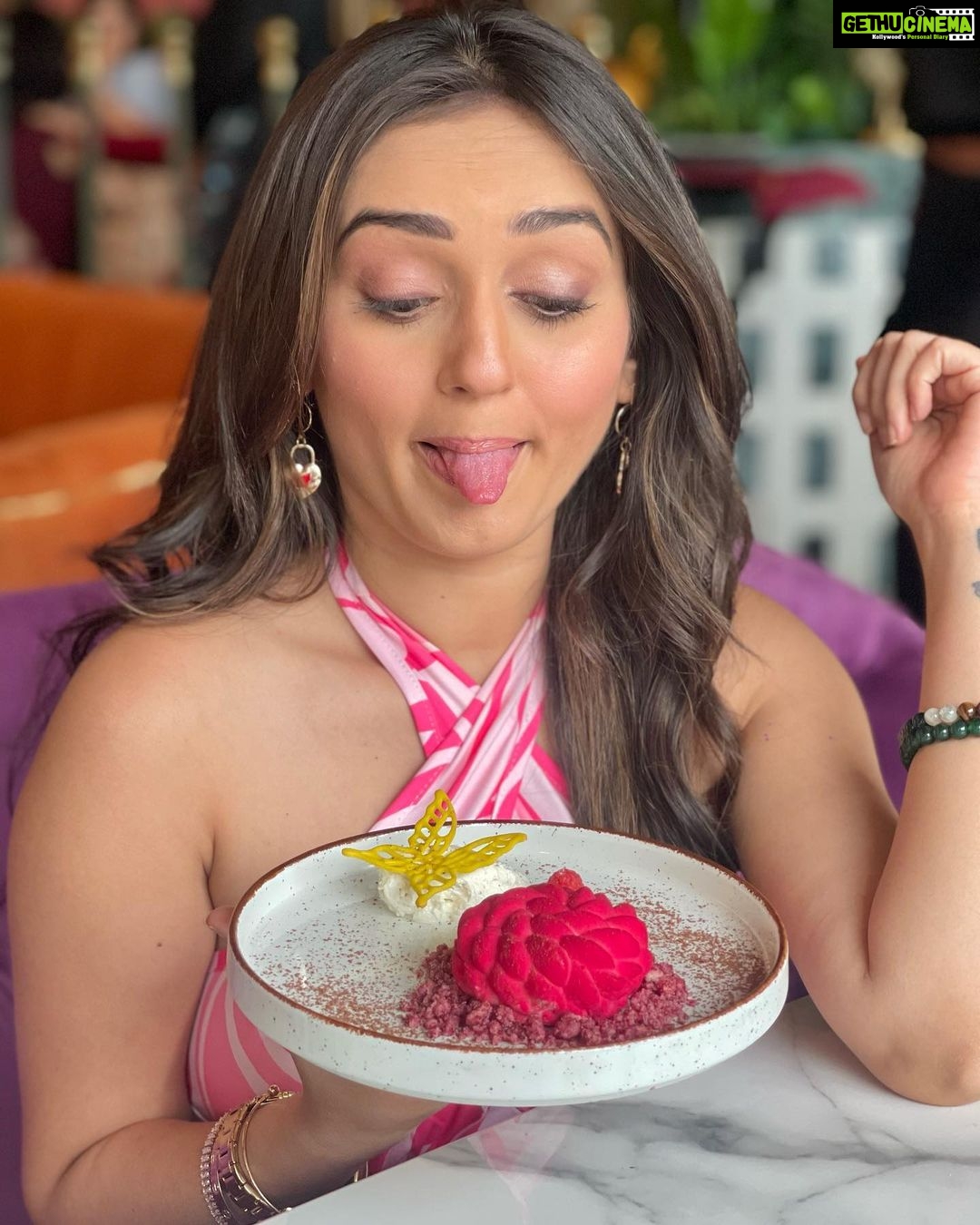 Tanya Sharma Instagram - The snack that smiles back 😉 . . #pink #ootd #tanyasharma #instagood #lunchdate #love #instafashion #allpink Amazonia