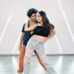 Tanya Sharma Instagram – Love for old songs 🙌🏻
Did a quick dance piece with @prateeksinghal17 
Shot and edited by – @mohitpanwarofficial 
Special thanks to @i_m_rutpanna_aishwarya 
#reels #reelsinstagram #reelitfeelit #reelkarofeelkaro #reelsvideo #reelsindia #dhoom2 #dance #dancereels #dancechallenge #dancing #choreography #explore #tanyasharma #fyp