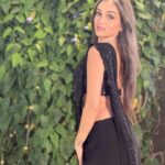 Tanya Sharma Instagram - BLACK SAREE supremacy >>>> . . Styled by - @nehaadhvikmahajan Saree - @neerusindia Mua - @ravi_makeup__artist #saree #love #black #indian #instagood