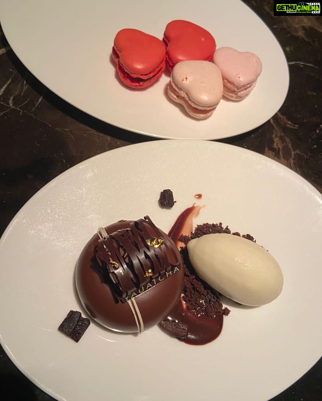 Tanya Sharma Instagram - Valentines ๐ dump with my precious people ๐ค๐ฅน Every year we celebrate galentines๐น itโs time guys ๐๐๐๐๐ค #iykyk #girlfriends #besties #schoolfriends #love Yauatcha Mumbai